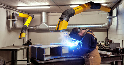 Flexible extraction arms welding
