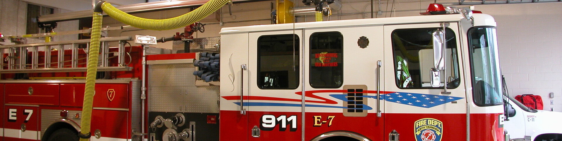 north_tonawanda_fire_department_hero-banner-fire-truck-with-exhaust-extraction-hose-and-magnetic-grabber