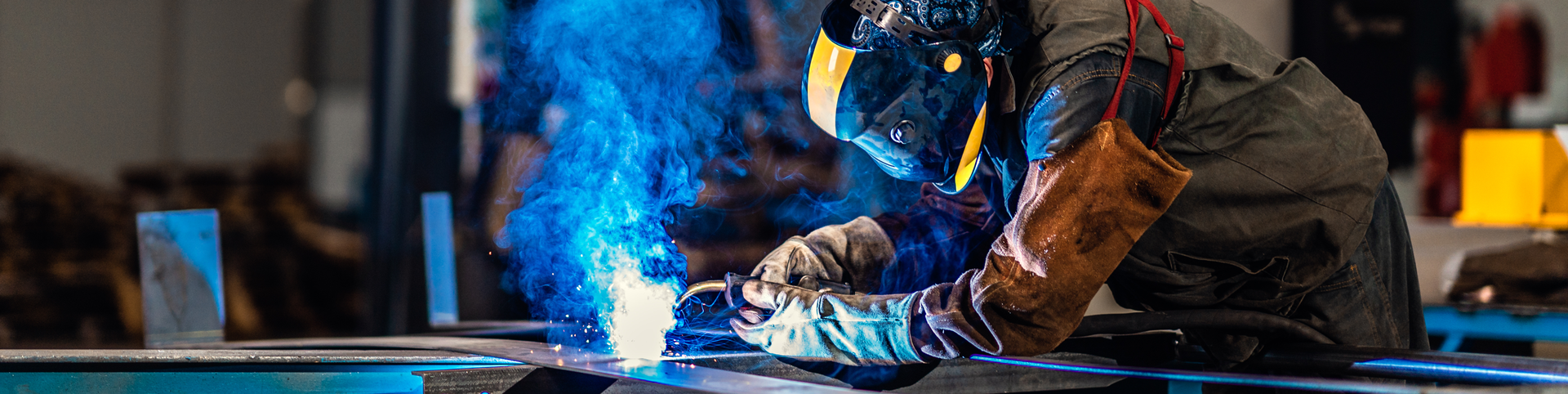 Hero_HeavyIndustryWelding-3840x964.png