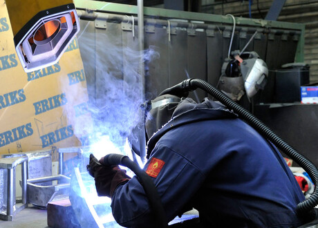 harsveld_welder-with-welding-fume-extraction