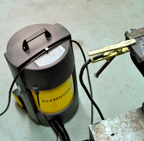 Portable welding fume extractor PHV in the workplace