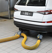 internalgrabber_nozzle-for-exhaust-extraction_in_garage_connected-to-car