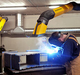 Using flexible extraction arms